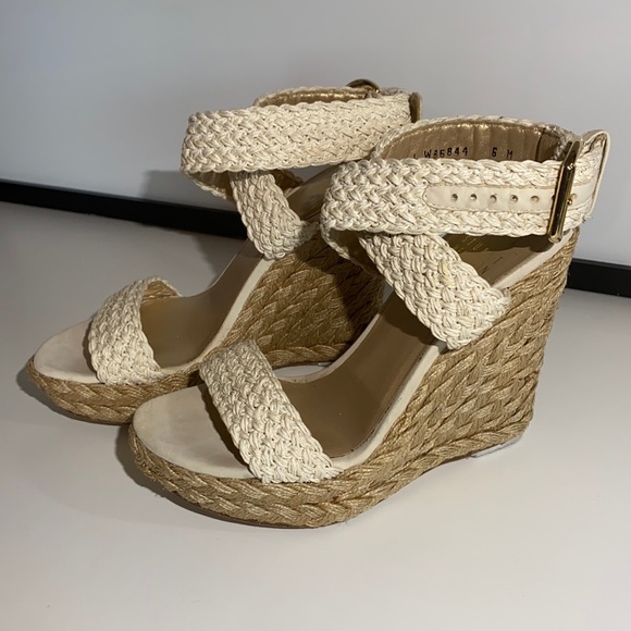 Stuart Weitzman Alex Wedge Sandals Size 6